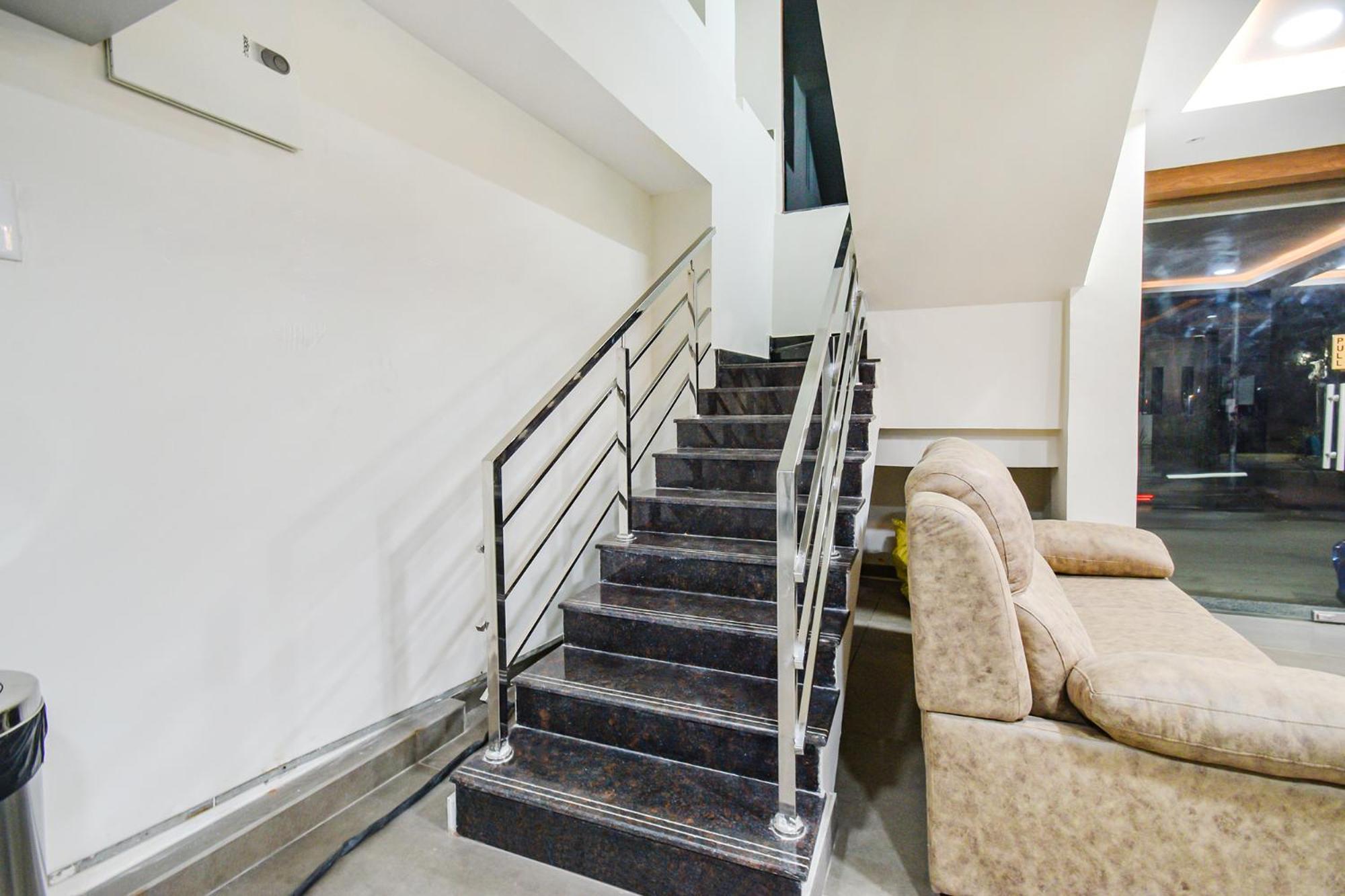 Fabhotel Seri - Nr Kims Hospital, Gachibowli Hyderabad Eksteriør bilde